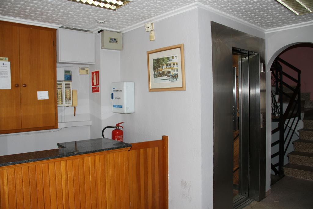 Hostal Mengual Gandía Habitación foto